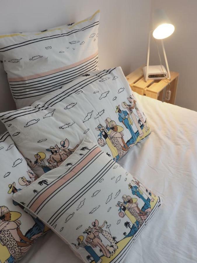 Appartement La : Proche Plages & Vue Superbe Sur Les Iles D'or